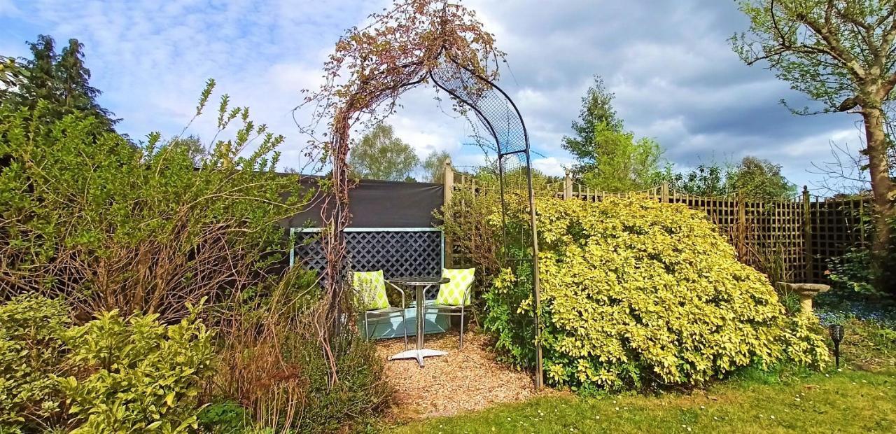 Lions Lodge: Great Location With Hot Tub Ringwood Zewnętrze zdjęcie